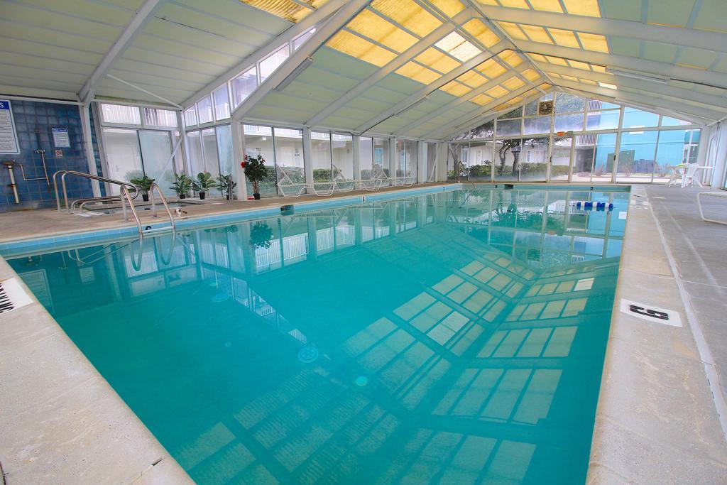 Bay Club Resort By Kees Vacations Ошен Сити Экстерьер фото