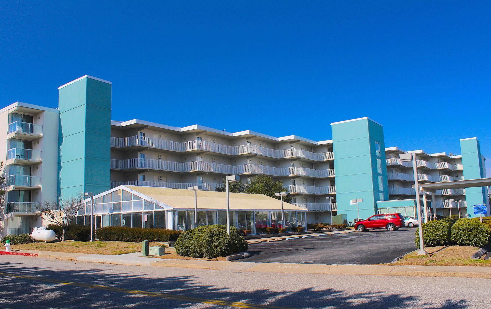 Bay Club Resort By Kees Vacations Ошен Сити Экстерьер фото